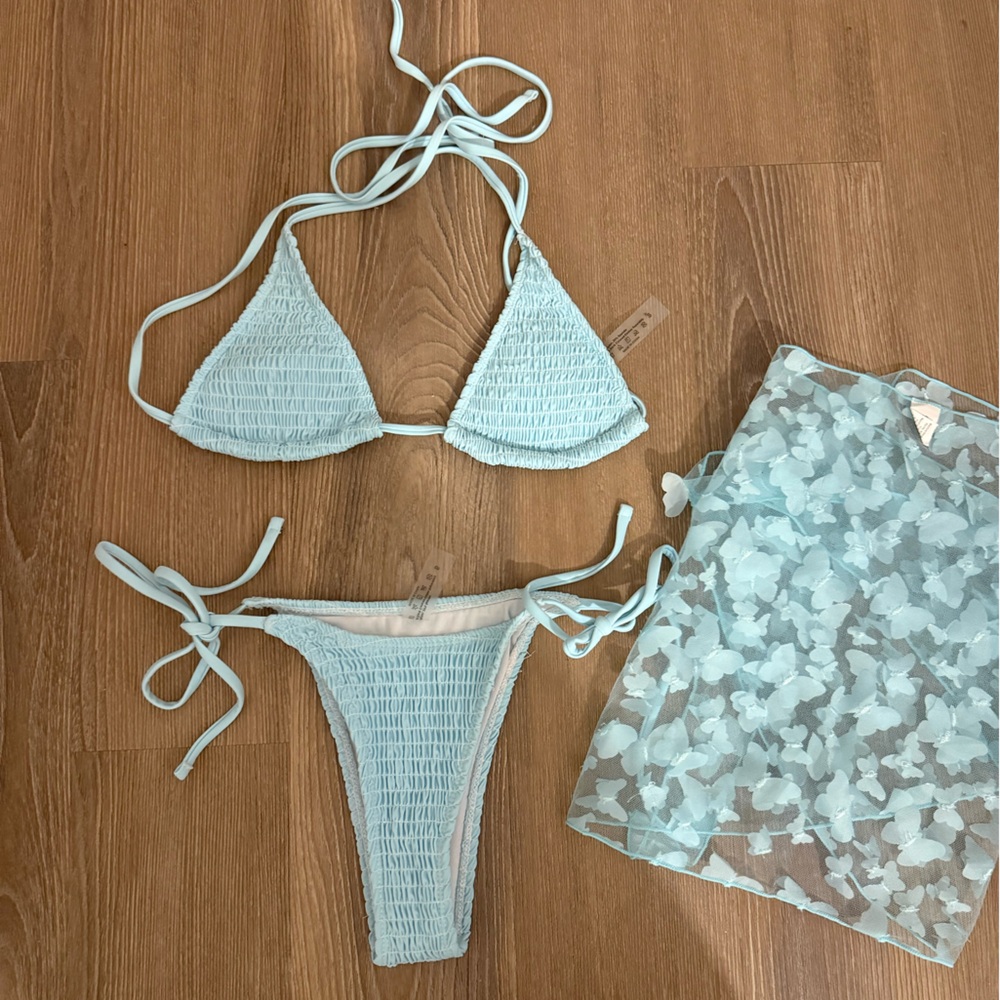 SHEIN Light Blue Bikini Set